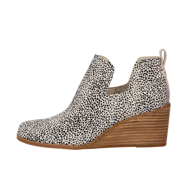 TOMS Womens Kallie Suede Macadamia